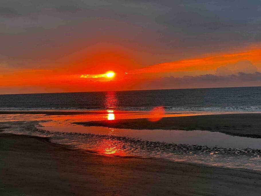 Resort Breeze- 2 Bedroom Pools, Hot Tub, Tennis, Beach Hilton Head Island Buitenkant foto