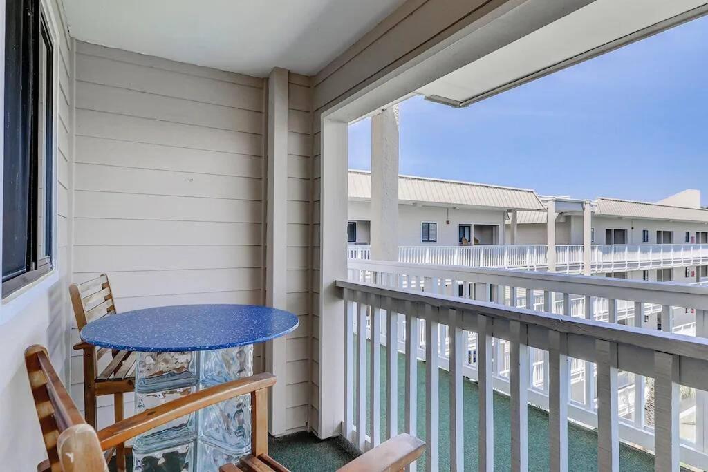 Resort Breeze- 2 Bedroom Pools, Hot Tub, Tennis, Beach Hilton Head Island Buitenkant foto